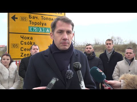 Megkezdődött a kétnyelvű útirányjelző táblák kihelyezése-cover