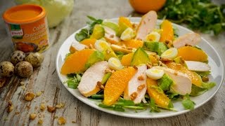 Abra os peitos de frango ao meio