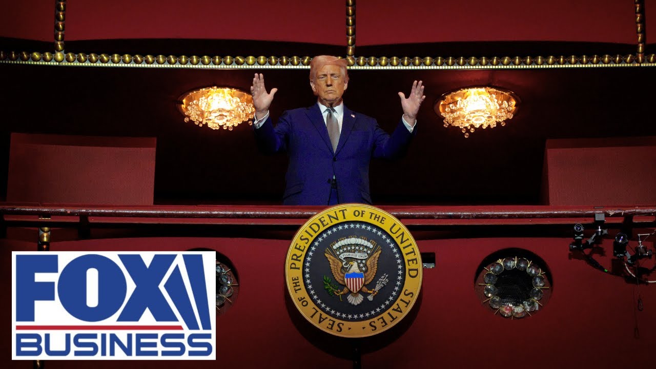 President Trump hosts top tech CEOs at White House dinner