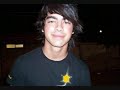 Joe Jonas and Poem Of The Heart!