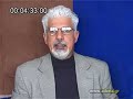 Περιγραφή.Συνεχεια από adena2.Το Θέατρο με τα Υποτιθέμενα επικίνδυνα κοτόπουλα εμπλουτίζεται με Λεκτικά Μαργαριτάρια του Μοντέλου-Δημοσιογράφου(και μελλοντικής Βουλευτού).Ο εισαγγελάτος τα χώνει χοντρά στην Αξιοπρεπέστατη τότε Πρόεδρο του ΕΦΕΤ,ενω είναι όλο Ευγένεια,με τον τότε Πρόεδρο του ΔΗΜΟΚΡΙΤΟΥ ο οποίος  επίσης αποδοκιμάζει τον Φορέα. Βέβαια στην συνέχεια πήρε την Θέση της για να την Ξαναχασει λόγω σκανδάλου με τα Γιαούρτια.(Δάσκαλε που Δίδασκες και Λόγο δεν εκράτεις).   Και  από το ΤΕΤ αΤΕΤ στις 