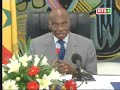 Abdoulaye WADE annonce la baisse des salaires