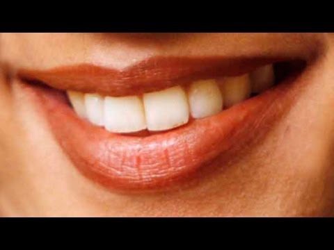 how to whiten a dead tooth at home