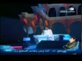 الشاعر الليبي صلاح الدين الغزال يرد بقصيدة على الناقد المصري د. صلاح فضل بسبب إساءته له في برنامج أمير الشعراء الذي أقيم بالإمارات على خشبة مسرح شاطئ الراحة وهو نفس المسرح الذي أقيم به برنامج شاعر المليون ومن خلال الكلمة الأخيرة للممثل غسان مسعود يتضح جليا أن هناك إساءة لحقت بالشاعر وقد قاطعه غسان مسعود بإن الدكتور أراد أن يمازحك.شَاطِئُ العَذَابأَحْتَاجُ وَقْتـاً لِكَيْ أَنْسَى جِرَاحَاتِيلَمَّا امْتُهِنْـتُ وَلَمْ يُحْفَـلْ بَأَنَّاتِيعَلَى يَدَيْ أَحْمَـقٍ لاَ عَقْلَ يَرْشُدُهُأَسَاءَ لِي جَهْلُـهُ المُضْنِي لأَبْيَاتِيقَدْ جِئْتُ يَغْمُرُنِي عِشْـقٌ لِمَوْطِنُكُمْفَعُدْتُ مِنْكُمْ كَسِيـراً فَاقِـداً ذَاتِيمَا كُنْتُ أَحْسِبُ أَنَّ الضَّيْفَ عِنْدُكُمُرَخِيصَ سِعْـرٍ فَيُلْقَـى بِالإِهَانَاتِيَا لَيْتَنِي مَا كَتَبْتُ الشِّعْرَ فِي زَمَنٍتُسَـامُ فِيهِ القَوَافِـي بِالإِسَاءَاتِأَمَـامَ حَشْـدٍ مِنَ الآنَـامِ يَقْذِفُنِيذَاكَ اللَعِـينُ بِكَيْـدٍ مُطْبِـقٍ عَاتِوَلَمْ تُحَرِّكْ أَبُو ظَبْـيٍّ سَوَاعِـدَهَالِقَذْفِ أَقْـرَعَ مِصْـرٍ فِي النِّفَايَاتِحَتَّى اعْتِـذَاراً هَزِيْـلاً لاَ تُقَدِّمُـهُإِمَـارَةُ الشِّعْرِ عَنْ تِلْكَ السَّفَاهَاتِلَمْ يَفْهَمِ الوَغْدُ نَجْلُ الوَغْدِ مُنْتَقِدِيمَا كُنْتُ أَعْنِي وَلَمْ يَسْبُرْ مَتَاهَاتِيلَوْ كَانَ 