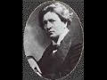 alexander bildau 
live
1912 - a year of eccentric sonata-conceptions! ives composes his concord-sonata, a musical portrait of transcendental philosophers; the muscovite scriabin claims to have expressed non-human feelings in his seventh sonata op.64 - a true paradox (at least for mortal commoners); busoni finally, looking for the essential subject of occidental culture (in the spenglerian sense), inevitably decides for a faustian topic. in the course of this process originates a composition for piano, which conceals its intents and purpose under the inconspicuous title sonatina seconda.
as a common criterion of those three works one remarks very high philosophical pretensions, which certainly and endlessly may be disputed by the real experts in philosophy. indisputable is, that such a high flight of fancy functioned as a trigger to create extraordinary and uncompromising music. highly complex and not easily accesible compositions, which after almost one hundred years are still unspoiled and keep their newness.
sonatina seconda is a stroke of genius, a sketch, bundling in compressed form relevant musical materials of the opera doktor faust. the character of this sound-world is hardly to be described with words. busoni's most revolutionary work still remains unpopular. well, doesn't popularity not destroy even the best work of music anyway? (comment by a. bildau, added by kcb)

1912. ein jahr exzentrischer sonatenkonzeptionen! ives entwirft in der concord-sonate einen musikalisches portrait transzendentalistischer philosophen. der moskauer skryabin behauptet in seiner siebten sonate op.64 aussermenschliche emotionen dargestellt zu haben - ein logisches paradoxon, zumindest fuer normalsterbliche; busoni schliesslich, fuer ein geeignetes opernsujet auf der suche nach der essentiellen thematik des abendlaendischen kulturkreises (durchaus im sinne spenglers), entscheidet sich zwangslaeufig fuer eine faustische thematik. im zuge dieser arbeit entsteht eine komposition fuer klavier, die ihren eigentlichen gehalt und zweck hinter dem unverfaenglichen namen sonatina seconda verbirgt.
gemeinsam ist den genannten werken ein hoher, von fachleuten oft belaechelter, philosophischer anspruch, ueber dessen wert man nach belieben und endlos streiten kann. unbestreitbar ist, dass durch derartige schoengeistige hoehenfluege ganz aussergewoehnliche und kompromisslose musik entstand. hochkomplex und nicht leicht zugaenglich, sind die kompositionen auch nach fast 100 jahren noch unverbraucht.
die sonatina seconda ist eine geniale skizze, ein konzeptuelles werk, das in komprimierter form die wesentlichen musikalischen materialien der oper doktor faust buendelt. diese klangwelt laesst sich in worten nur schwer umschreiben. busonis radikalstes werk ist unpopulaer geblieben. nun, richtet popularitaet nicht sowieso auch das beste werk zugrunde? (comment by a. bildau, added by kcb)