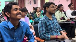 Alumni introductions in student orientation