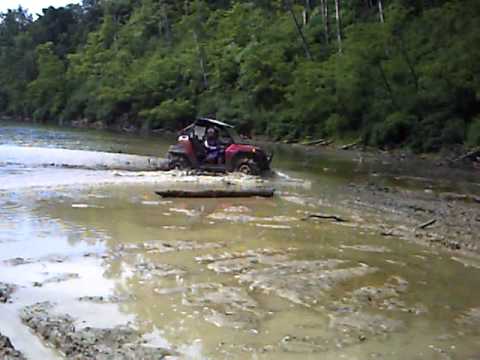 quicksand mud - 6-7-09 rzr chews though quicksand mud.