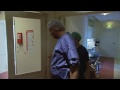Spataderbehandeling (VNUS) door dokter Van Schaik in tv serie Dit is mijn lijf