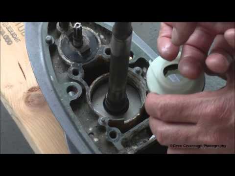 how to rebuild a yamaha lower unit