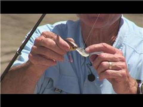 how to fasten a lure