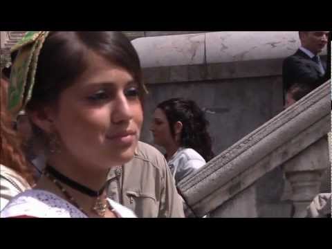 albanesi - Kenge Arbëreshë Ital.: Arbëreshë (Italo-Albanesi) Shqiptarët e italisë Tane dynjaja Italia Meridionale Cultura Calabria Sicilia Puglia Molise Basilicata Cala...