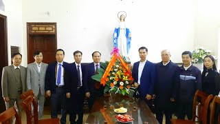 Đồng chí Trần Văn Lâm, Tỉnh ủy viên, Bí thư Thành ủy, Chủ tịch HĐND thành phố chúc mừng giáo xứ Chạp Khê nhân lễ giáng sinh 2019