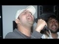 Himesh Reshammiya performs 'Teri Meri' from Bodyguard!