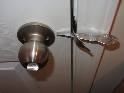 how to make a lock for your bedroom door
