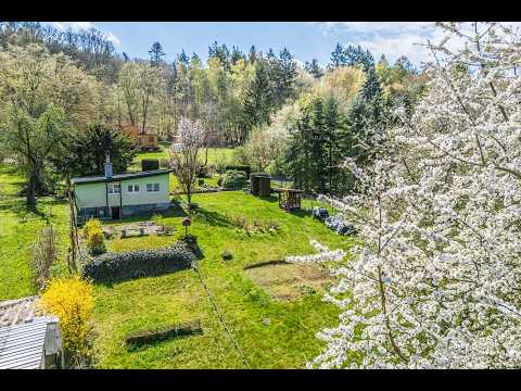 Video Prodej chaty 2+1 (48 m2), pozemek 1728 m2, klidné místo pod lesem, Řevnice, ul. V Úvoze.