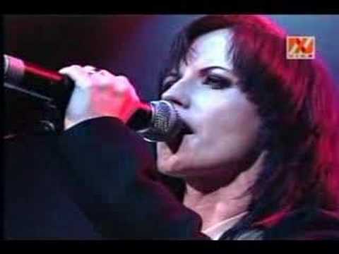 Dolores ORiordan - Zombie (Live in Chile)
