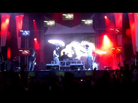 J ALVAREZ & CARNAL - LOBA EN VIVO - PALMAHIA MEDELLIN 19 NOV 2011 -