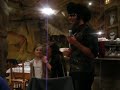 El Rodolfo Chikilicuatre no sólo se conforma con hacer un casting a unas macizorras que ahora también le da a la pederastia!!