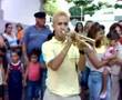 la banda en plena fiesta
