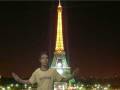Dança do Sirí na Torre Eiffel