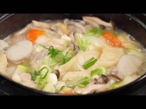 pot - How to Make Dango-jiru だんご汁の作り方 字幕表示可 材料(日本語)↓ (serves 2) 100g All Purpose Flour (3.5 oz) 60ml Water (2.0 fl oz) A pinch of Salt 120g Skinless Chicken Thigh,...