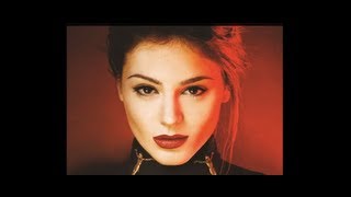 Honorata Skarbek HONEY - Nie Powiem Jak [LYRICS VIDEO]