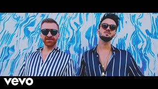 MIYO feat. Bezczel & Veira - W Ciemno tekst piosenki