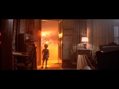 Spielberg - This is a short analysis of Steven Spielberg's films. It is part of a series of video-essays I am uploading for education purposes and is protected by the Fa...