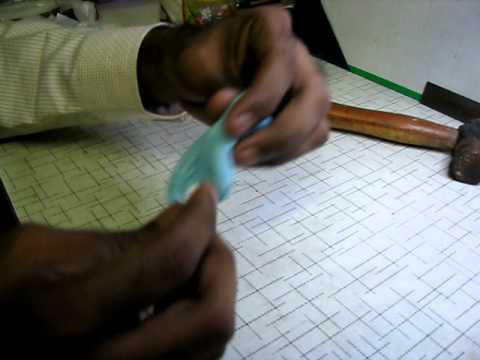 how to snap silly putty