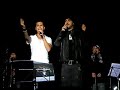 momento increible en el concierto solidario en sevilla