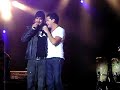 momento increible en el concierto solidario en sevilla