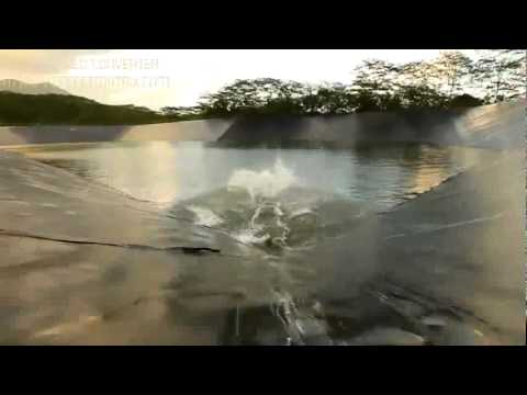 Devin Super Tramp - Worlds widest slip and slide
