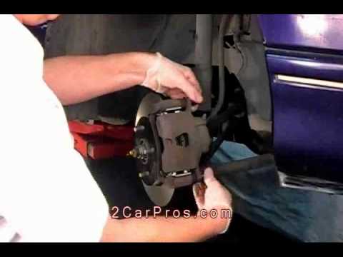 how to bleed brakes on saturn ion