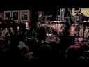 une vid�o de meilleure qualit� ou en hd ici:
http://www.dailymotion.com/gillesmarceaux/video/x60gve_ann-ballester-nous-parle-du-spoumj_music
ann ballester nous pr�sente le stroum... le spoumj, alors que les interventions intempestives de l'orchestre lui causent bien des soucis.
ce happening figure l'introduction du concert d'anniversaire de l'umj au new morning le 29 janvier 2007, dont de larges extraits sont visibles sur dailymotion.
lire dans culture jazz un tr�s bon compte rendu de la soir�e : http://culturejazz2.free.fr/spip.php?article257