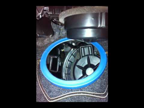 How to replace the A/C blower on a Suzuki SX4