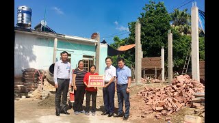 Trao 210 triệu đồng hỗ trợ xây, sửa nhà ở cho hộ nghèo, người khuyết tật có hoàn cảnh khó khăn