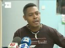 Dominicano denuncia paliza de vigilantes en estación tren en Madrid .
