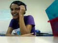 Larissa maluca, pirada, doidona, fumada, falando do edward ! aff ninguem guenta !