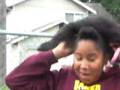 videos de puttin her weave back on 1