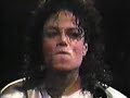 Michael's embarrassed(the zipper of his trousers..)