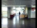 io e micio nel corridoio.mp4