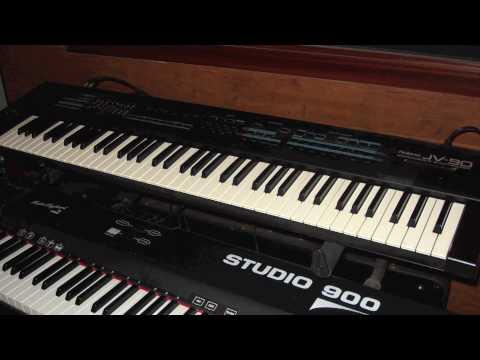 ROLAND JV 90