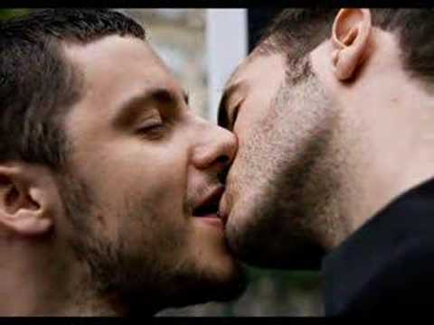 I kissed... 0 I kissed...