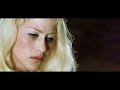 there is something about the movies directed by david lynch that fascinates me everytime i watch them.
the atmosphere, the twisted plots - there's just nothing left to wish for... :-d

that being said, this 
