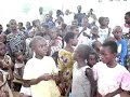 \"Yo tengo un amigo que me ama.\" Club B�blico Krobo, Ghana.