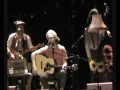 concert de vincent malone, le roi des papas, � pont-p�an (35), dans le cadre des coquecigrues. (dimanche 27 janvier 2008). extrait du morceau merdocu.
