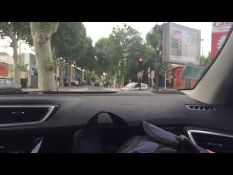 how to drive a manual car in traffic