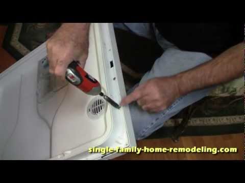 how to quiet door knobs