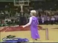 Mujer cambia de ropa en segundos - Magia e Ilusión