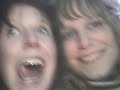 Rikke und Karin in a nutskall